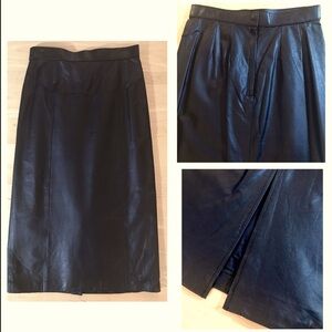 Sultry Vintage 80s Genuine Leather Midi Pencil Skirt
